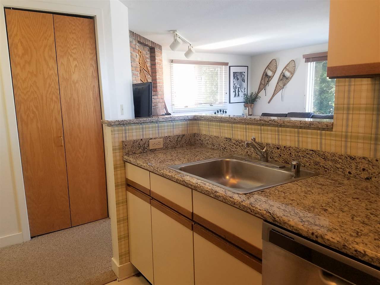 776 East Mountain Road, Unit A5 Killington, VT 05751 - Photo 12 of 24 Gallery Image 12