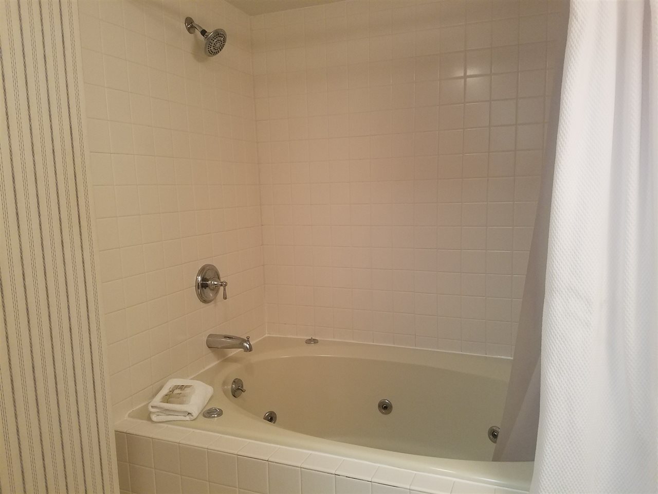 776 East Mountain Road, Unit A5 Killington, VT 05751 - Photo 16 of 24 Gallery Image 16