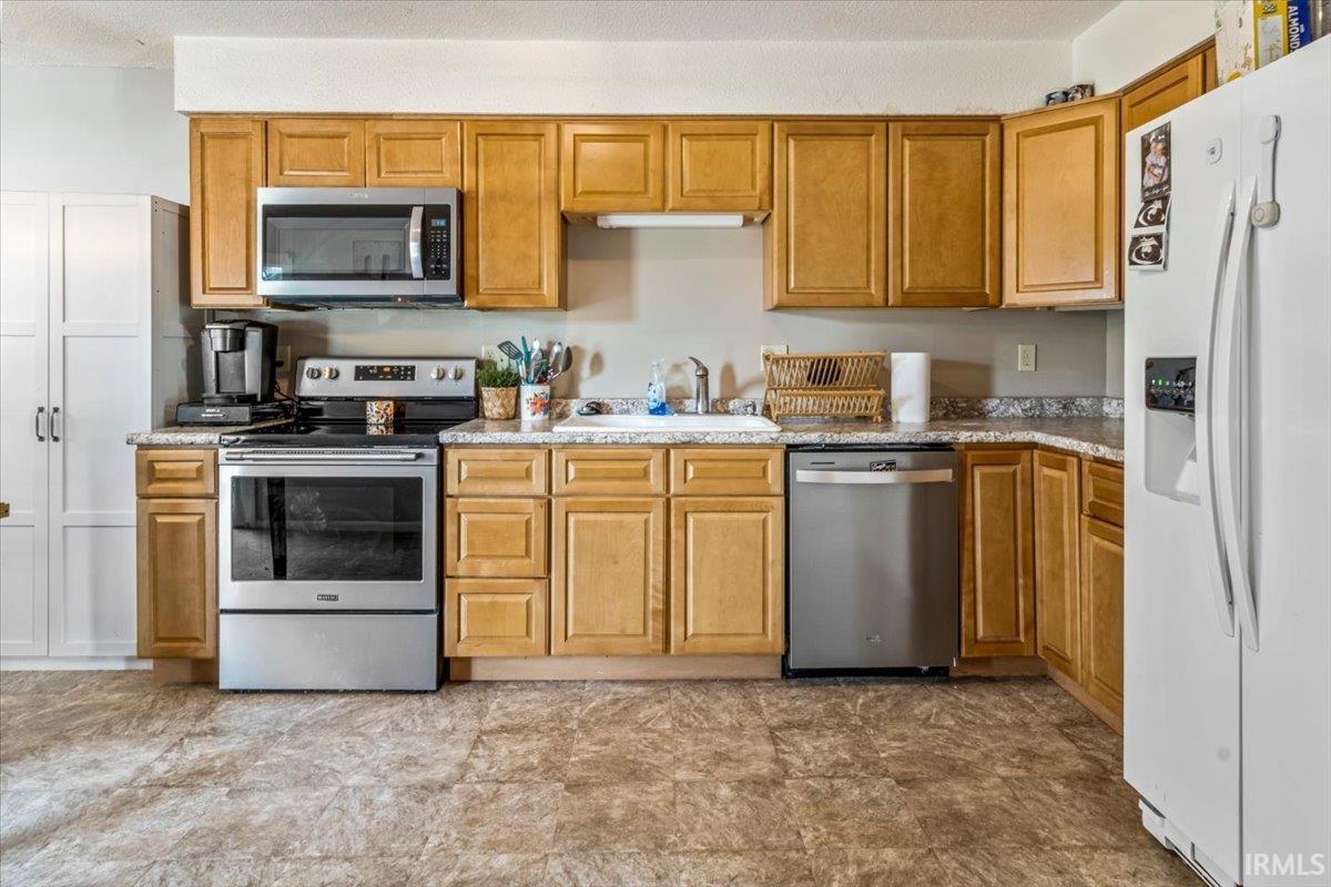3400 Hampton Court New Castle, IN 47362 - Photo 8 of 26