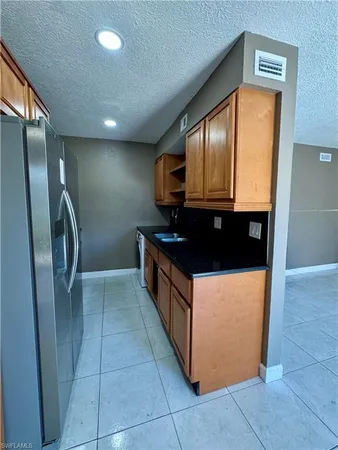 $1,850 | 4603 Bayshore Drive, Unit F4, Naples, FL 34112