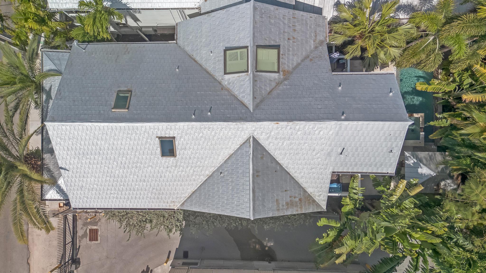 616 Caroline Street, Unit 5 Key West, FL 33040 - Photo 38 of 41 an aerial view of a house