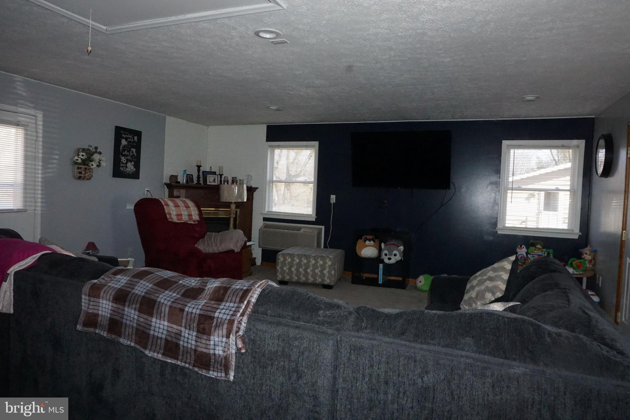1715 Henshaw Road Inwood, WV 25428 - Photo 9 of 49