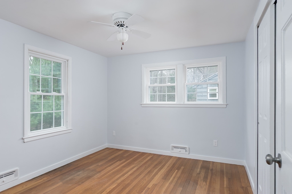 41 Oakcrest Road Holden, MA 01520 - Photo 12 of 21 Gallery Image 12