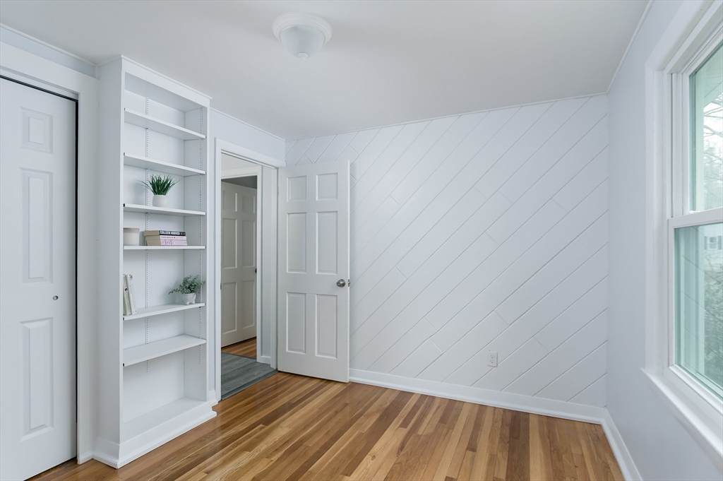 41 Oakcrest Road Holden, MA 01520 - Photo 13 of 21 Gallery Image 13