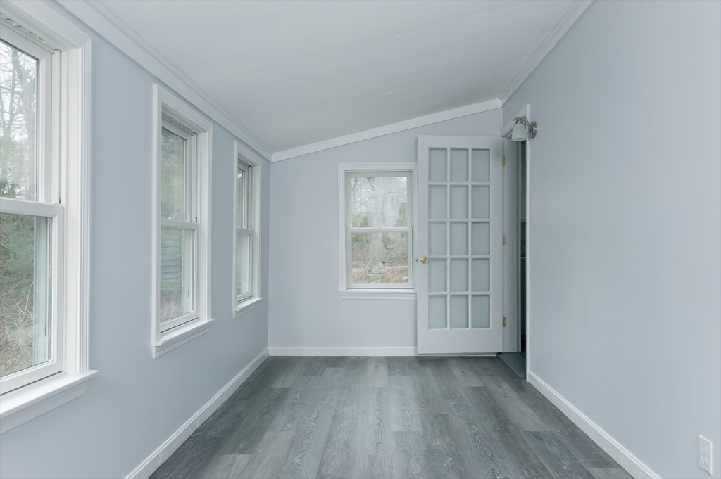 41 Oakcrest Road Holden, MA 01520 - Photo 15 of 21 Gallery Image 15