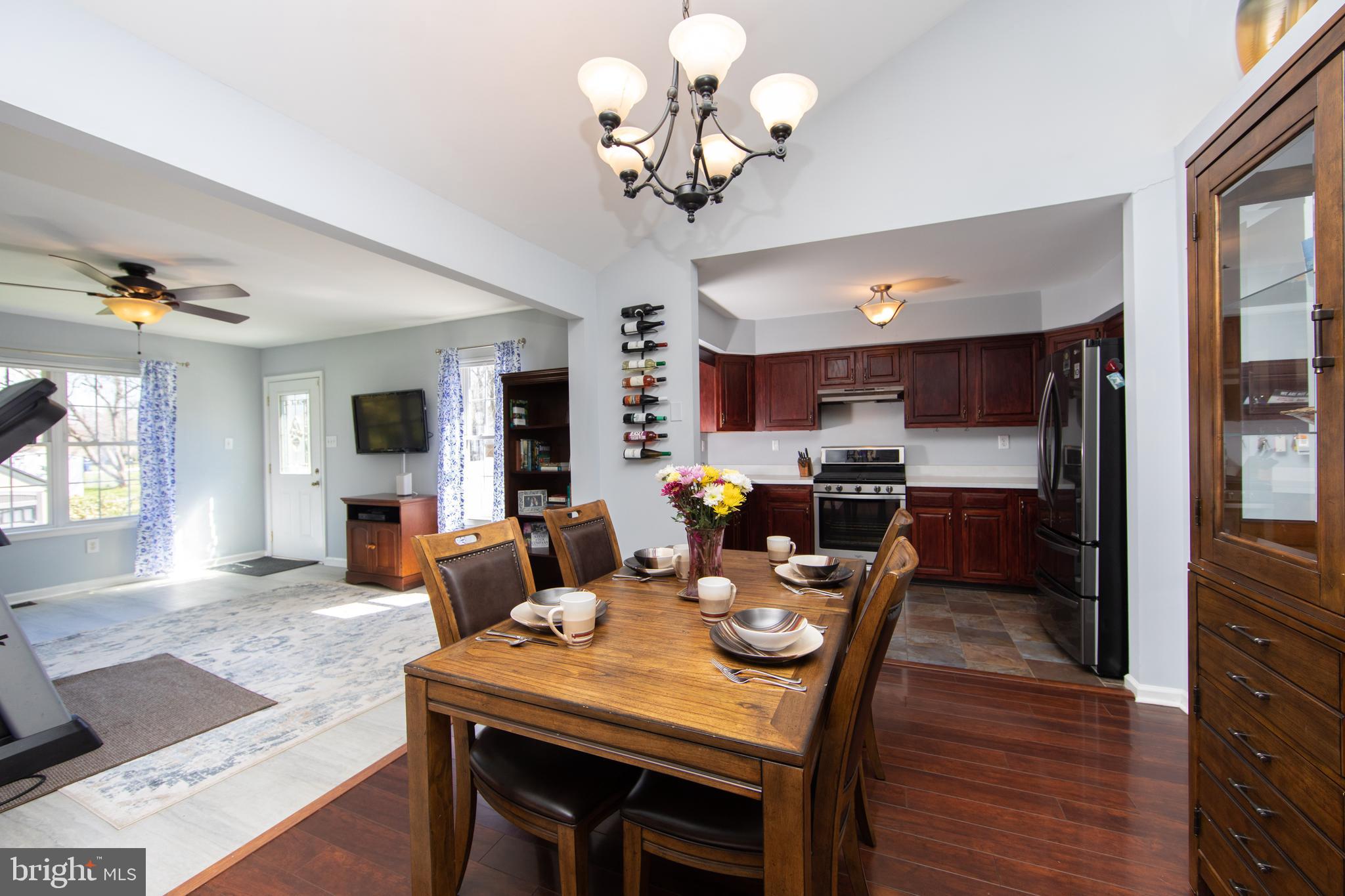 718 Chatsford Road Williamstown, NJ 08094 - Photo 16 of 45 Dining Room