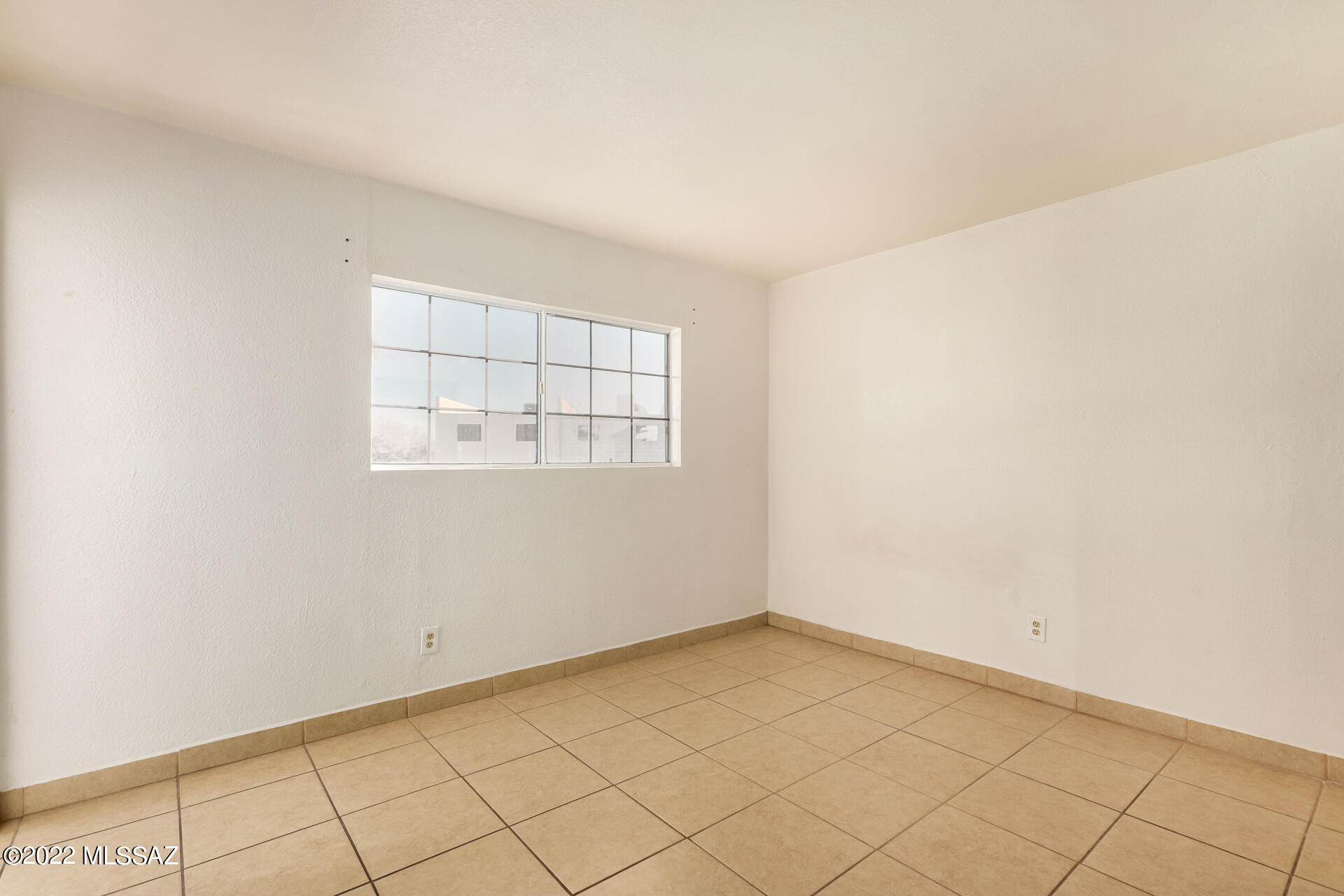 3506 South Mission Road, Unit E Tucson, AZ 85713 - Photo 8 of 25