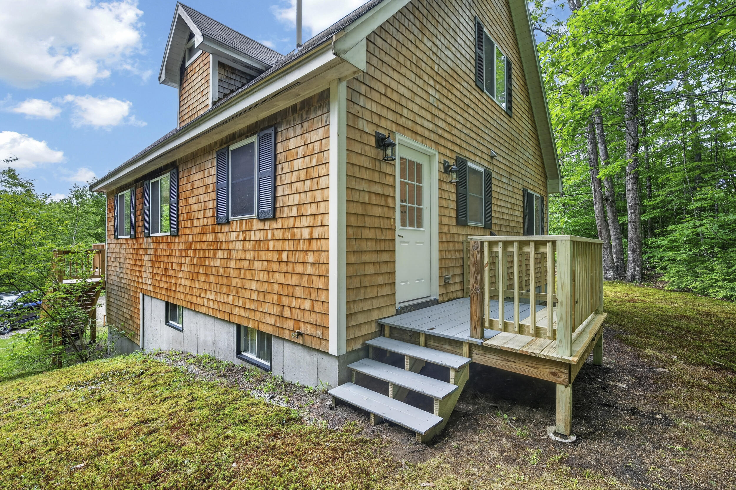 8 Hillside Avenue Harrison, ME 04040 - Photo 3 of 43