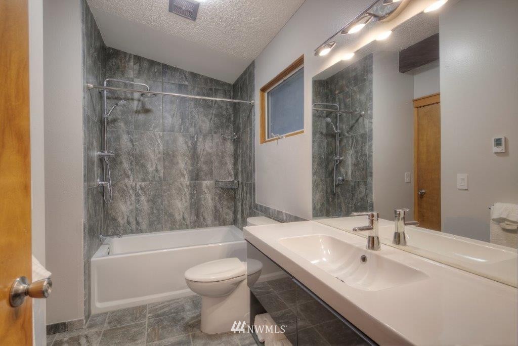 14514 A P Tubbs Road East Buckley, WA 98321 - Photo 11 of 25 Gallery Image 11