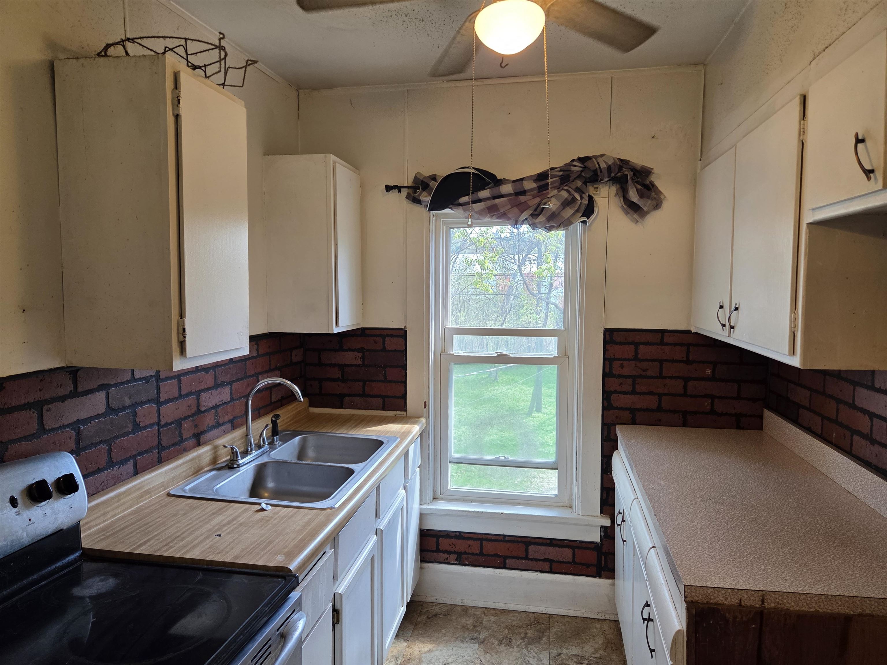 1133 Arthur Street Wausau, WI 54403 - Photo 13 of 42