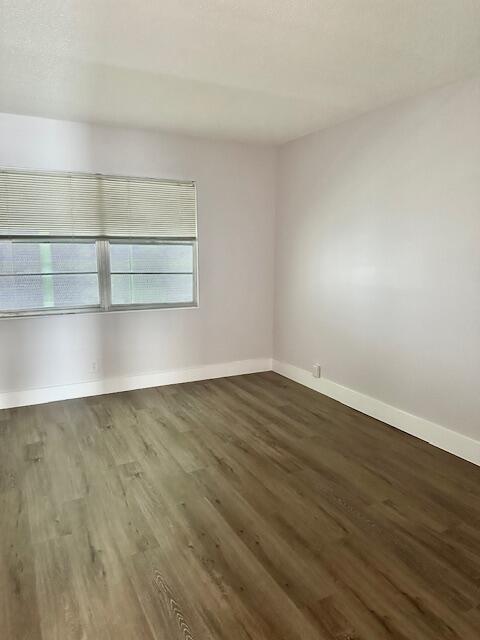 2044 Exeter C Boca Raton, FL 33434 - Photo 6 of 19 Master Bedroom