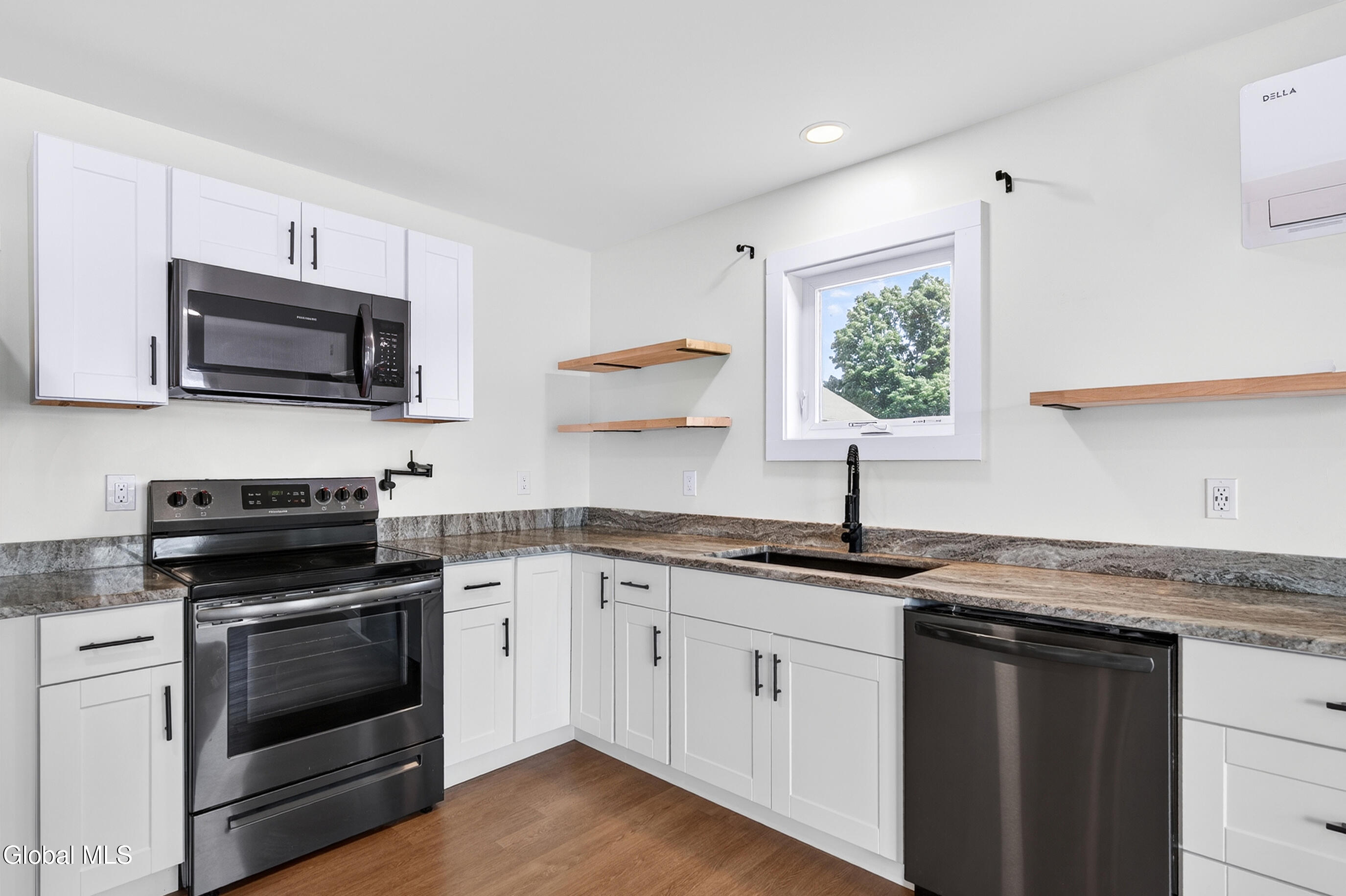 205 Weatherwax Road Averill Park, NY 12018 - Photo 11 of 53 028-205-Weatherwax-Road-Poestenkill-NY-1