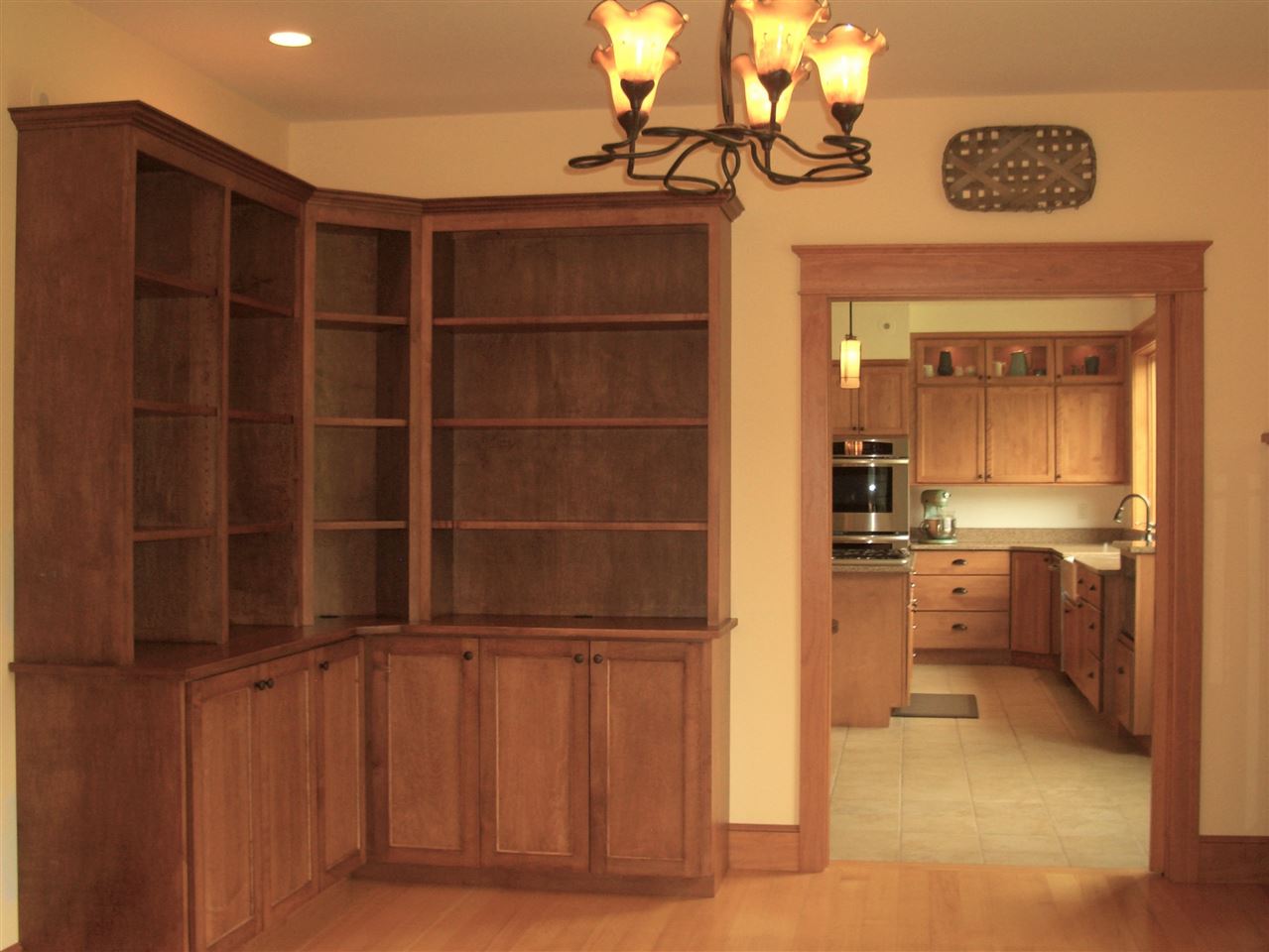2083 Sugar Hollow Road Pittsford, VT 05763 - Photo 12 of 40 Gallery Image 12