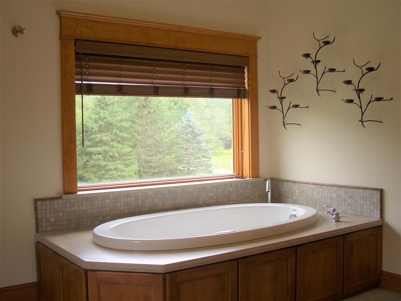 2083 Sugar Hollow Road Pittsford, VT 05763 - Photo 23 of 40 Gallery Image 23