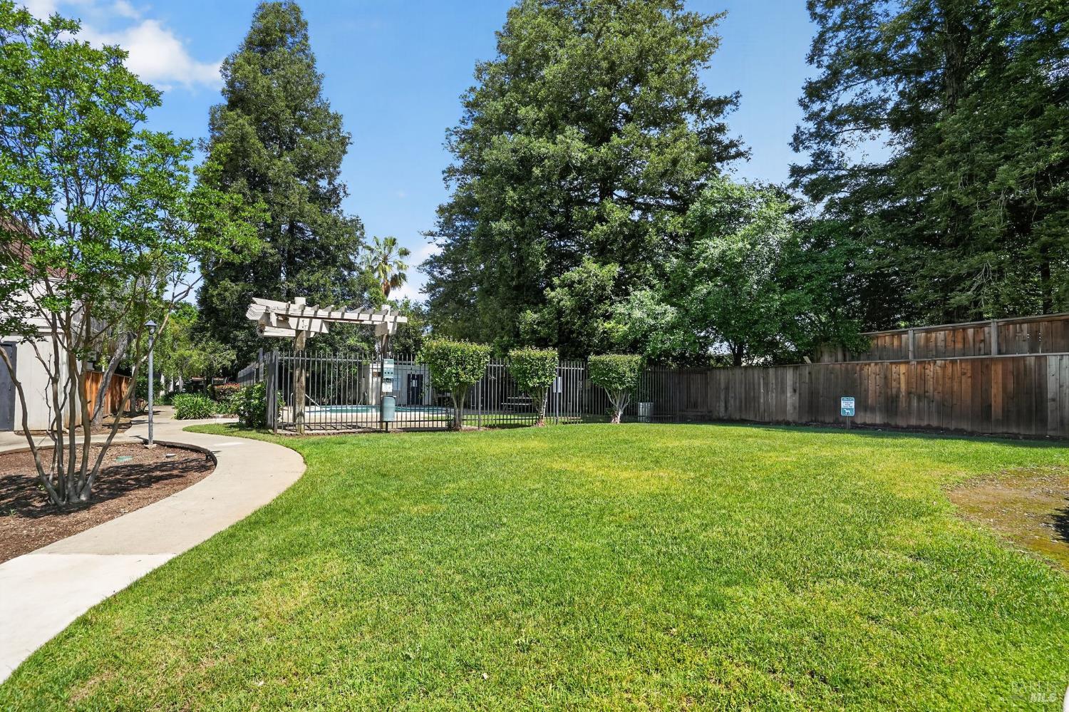 3641 Clayton Road, Unit 16 Concord, CA 94521 - Photo 8 of 30