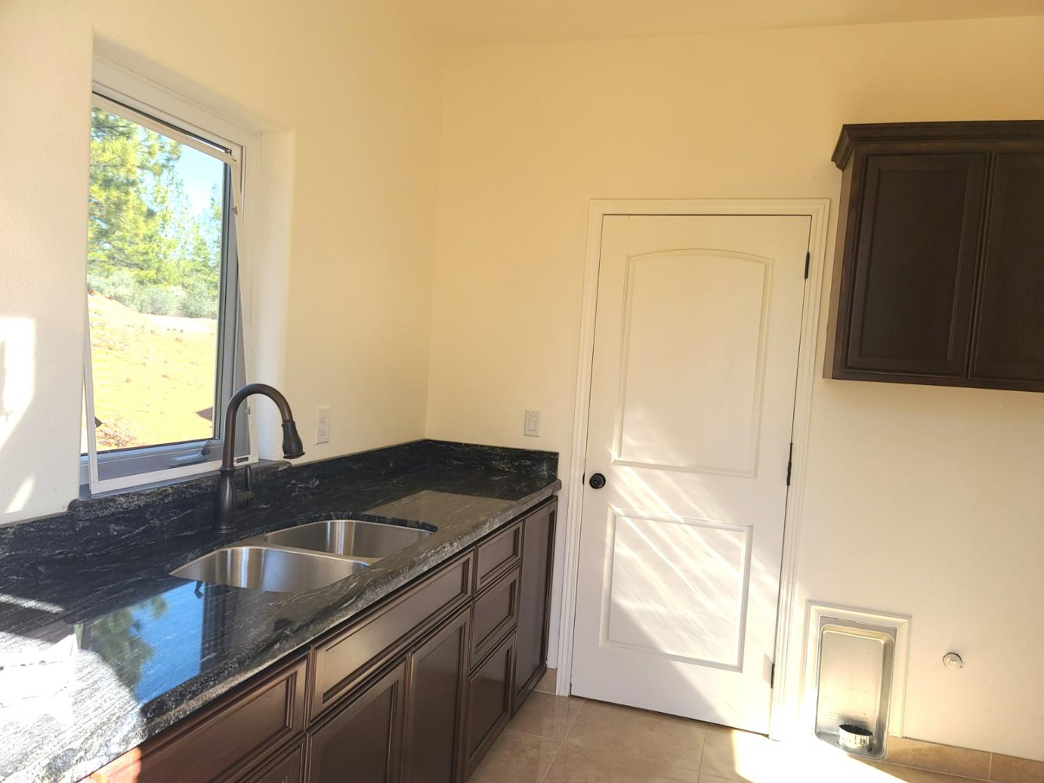 2805 Mason Road Rail Road Flat, CA 95248 - Photo 47 of 75 Laundry room