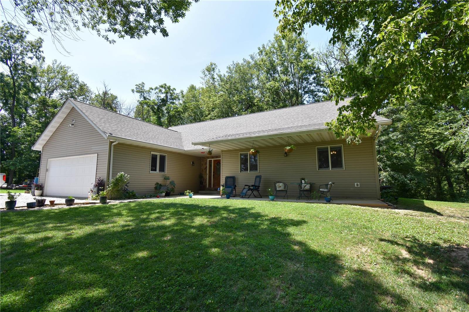18315 Schumacher Road Aviston, IL 62216 - Photo 1 of 44 Gallery Image 1