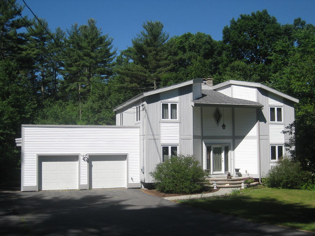 689 Bay Road Belchertown, MA 01007 - Photo 1 of 30 Gallery Image 1