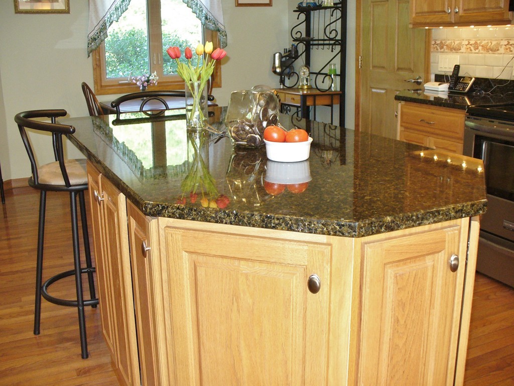 689 Bay Road Belchertown, MA 01007 - Photo 5 of 30 Gallery Image 5