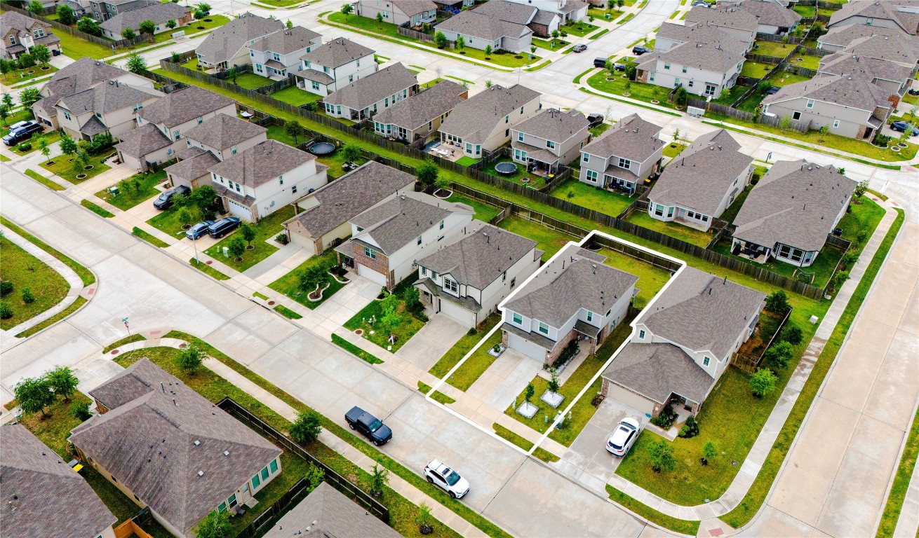 2835 Autumn Mist Lane Conroe, TX 77304 - Photo 32 of 33 Bird Eye View