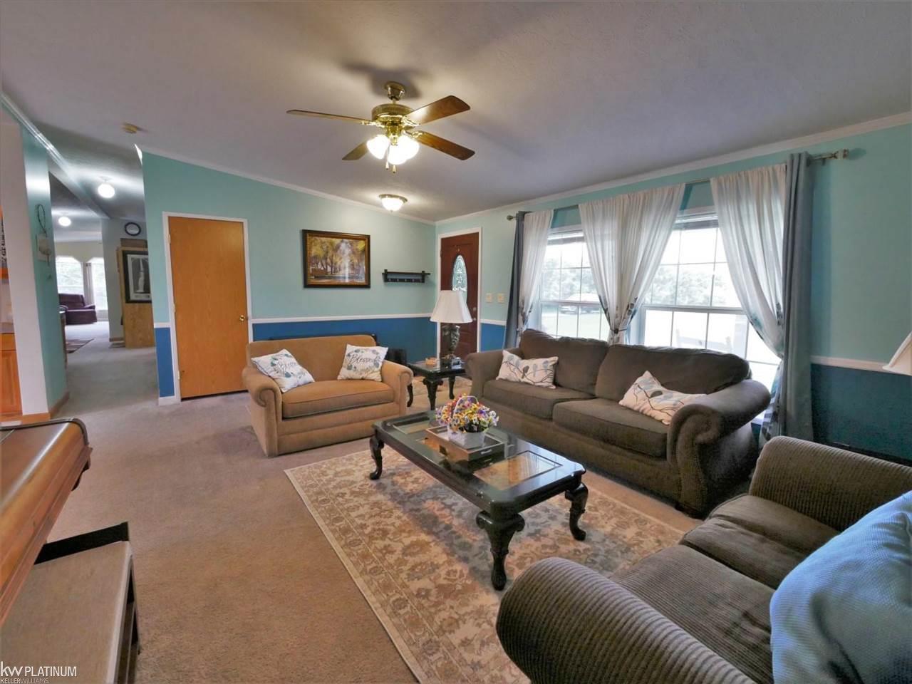 4476 Cole Road Fort Gratiot, MI 48059 - Photo 20 of 34 50057798-19.JPG