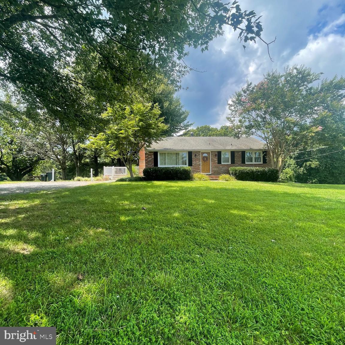 6014 Franklin Gibson Road Tracys Landing, MD 20779 - Photo 4 of 7