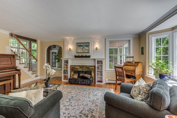 149 Prospect Street Reading, MA 01867 - Photo 8 of 30 Gallery Image 8