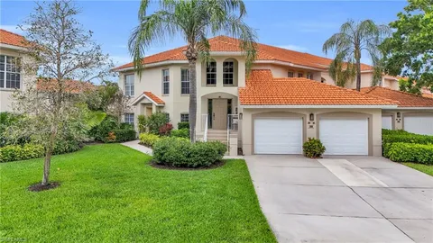 $785,000 | 916 Egrets Run, Unit 201, Naples, FL 34108