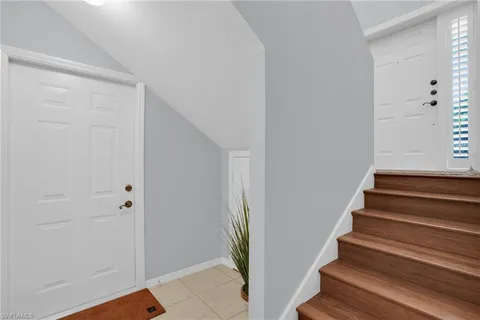 $785,000 | 916 Egrets Run, Unit 201, Naples, FL 34108