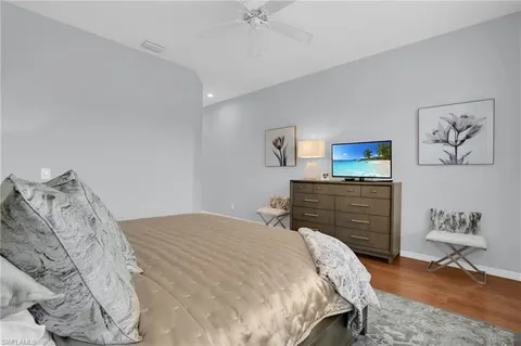 $785,000 | 916 Egrets Run, Unit 201, Naples, FL 34108