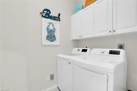 $785,000 | 916 Egrets Run, Unit 201, Naples, FL 34108