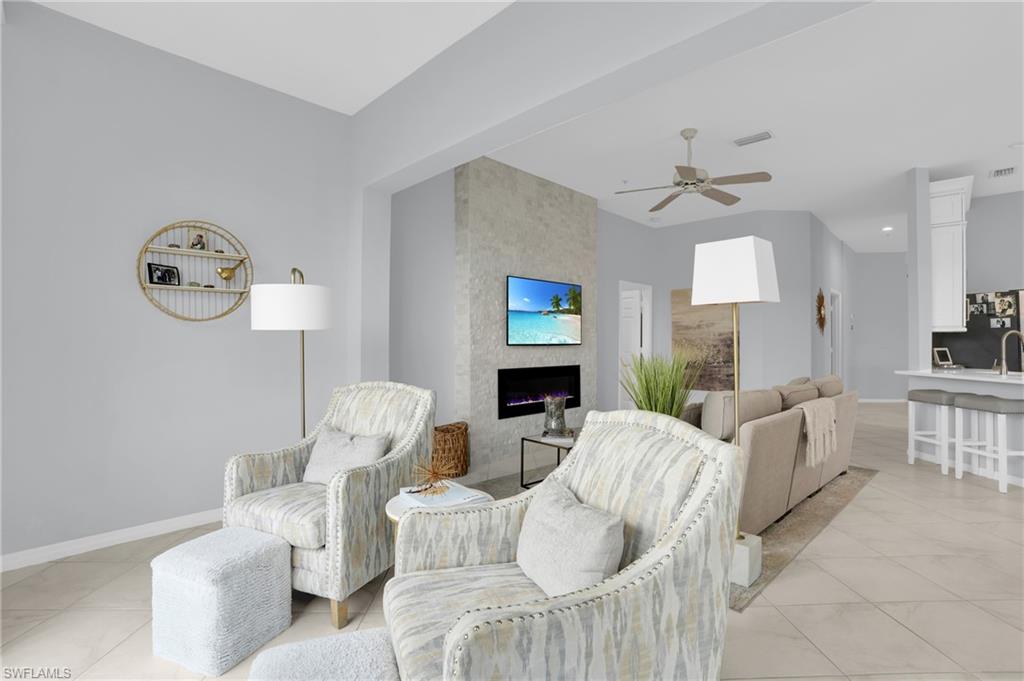 916 Egrets Run, Unit 201 Naples, FL 34108 - Photo 9 of 42