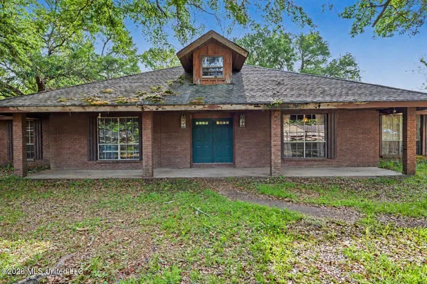 $195,000 | 10100 Echo Glen Drive, Moss Point, MS 39562