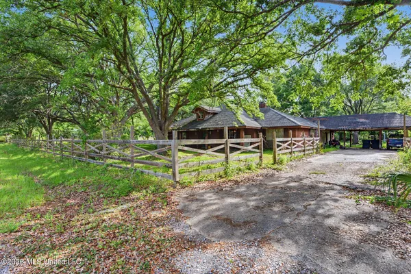 $195,000 | 10100 Echo Glen Drive, Moss Point, MS 39562
