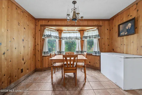 $195,000 | 10100 Echo Glen Drive, Moss Point, MS 39562