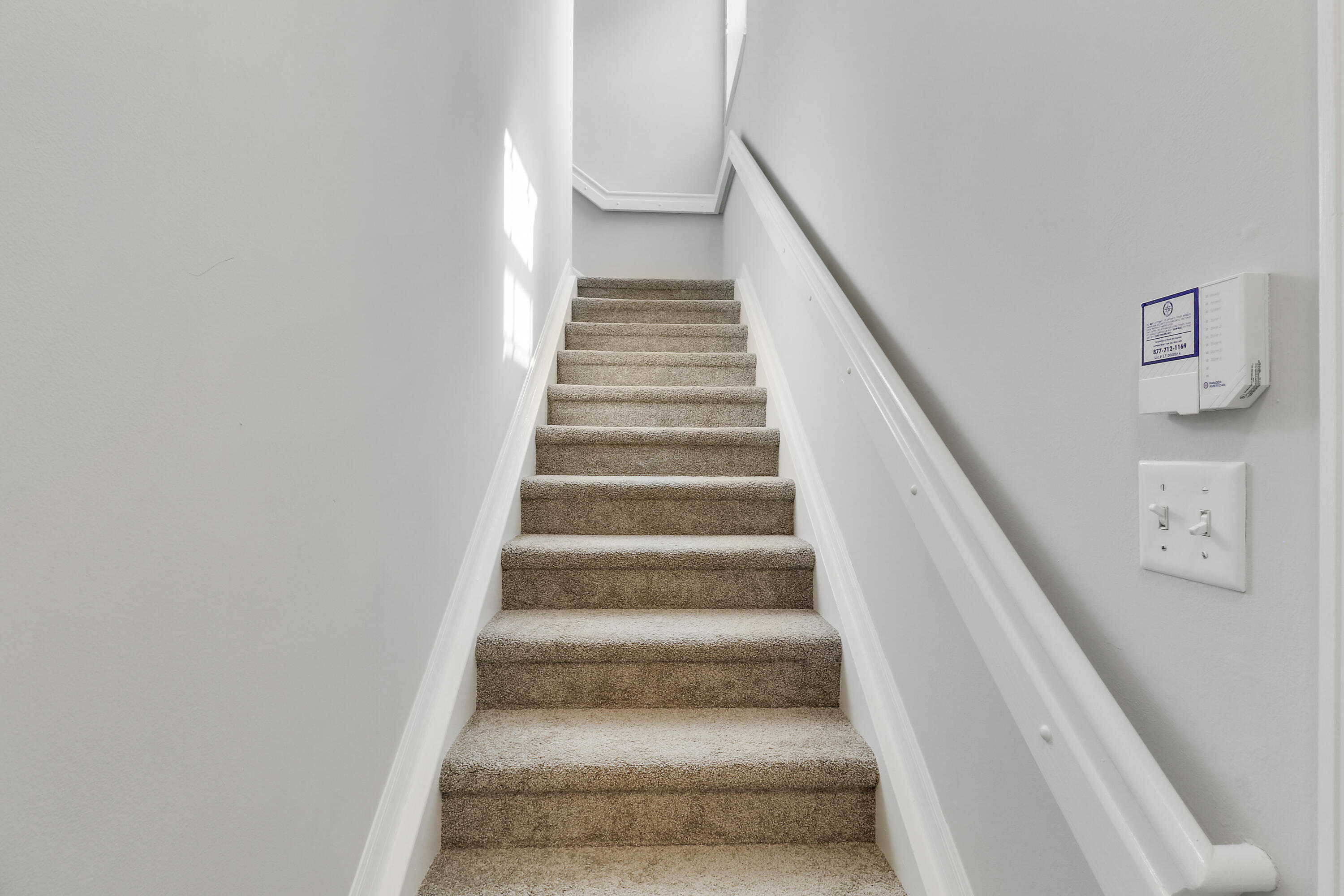 104 Lighthouse Circle, Unit H2 Tequesta, FL 33469 - Photo 3 of 45 a view of entryway