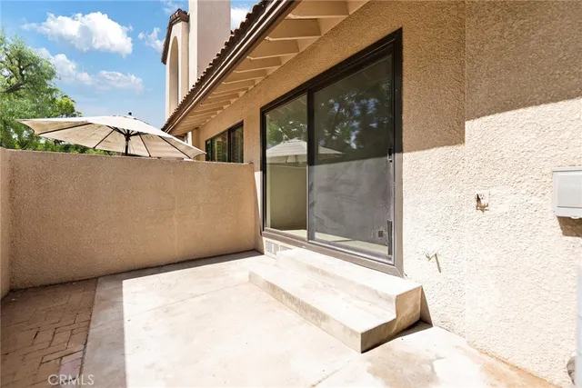 a view of a large building