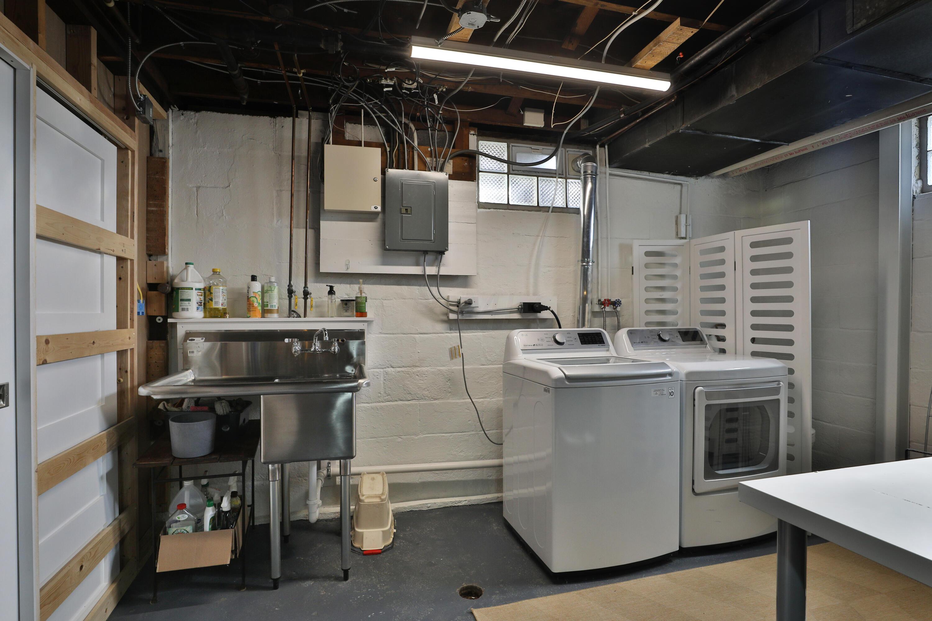 700 Wiltshire Road Columbus, OH 43204 - Photo 37 of 48 700-Wiltshire-37