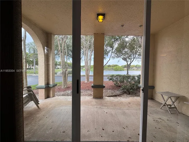 $2,700 | 2557 Centergate Drive, Unit 101, Miramar, FL 33025