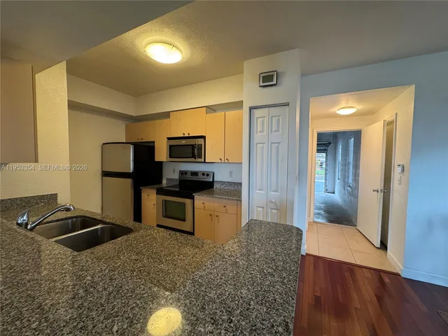 $2,700 | 2557 Centergate Drive, Unit 101, Miramar, FL 33025