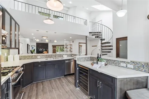 $899,000 | 19401 Sunray Lane, Unit 204, Huntington Beach, CA 92648