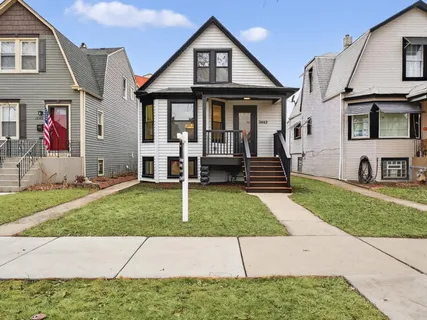 $850,000 | 3642 North Sawyer Avenue, Chicago, IL 60618