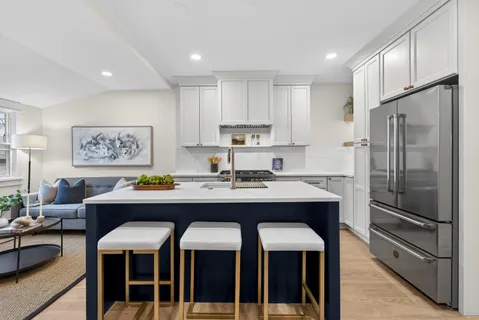 $850,000 | 3642 North Sawyer Avenue, Chicago, IL 60618