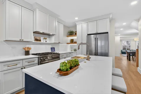 $850,000 | 3642 North Sawyer Avenue, Chicago, IL 60618