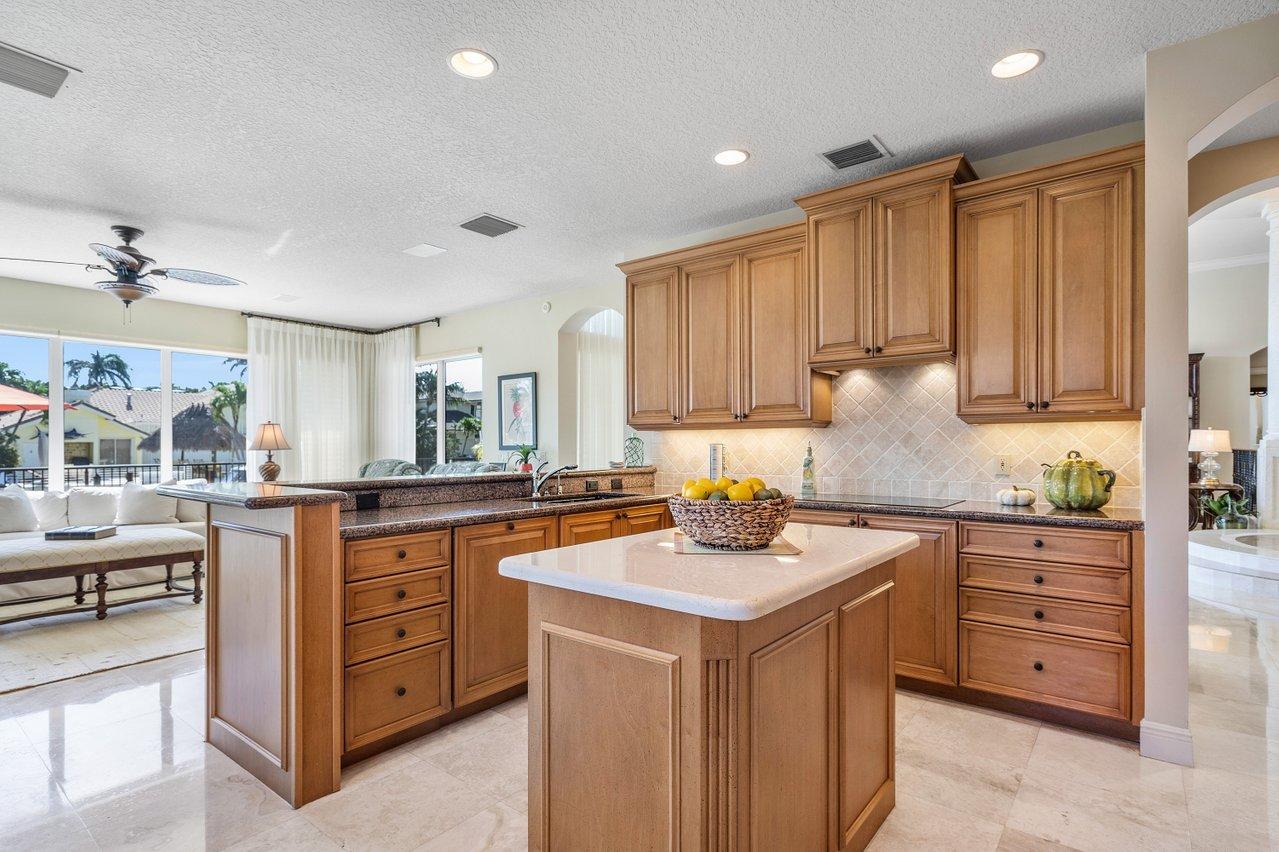 18 Sabal Island Drive Ocean Ridge, FL 33435 - Photo 14 of 54 010-18SabalIslandDrive-OceanRidge-FL-334