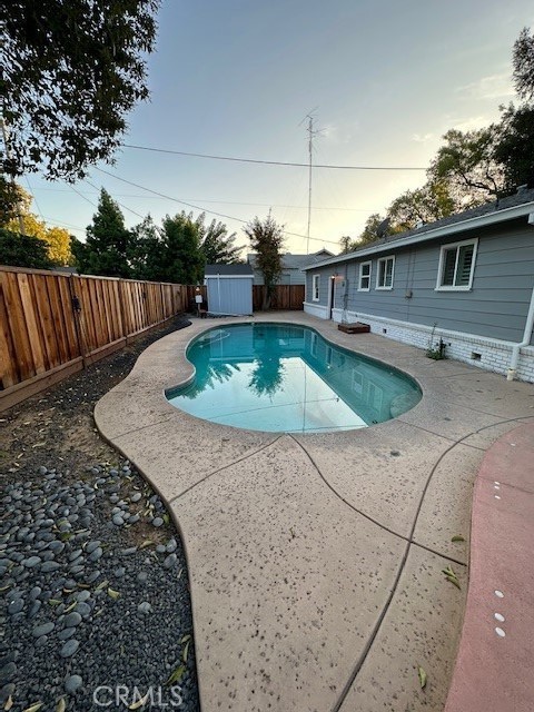 2550 4th Avenue Merced, CA 95340 - Photo 30 of 35 a view of a backyard with roof deck