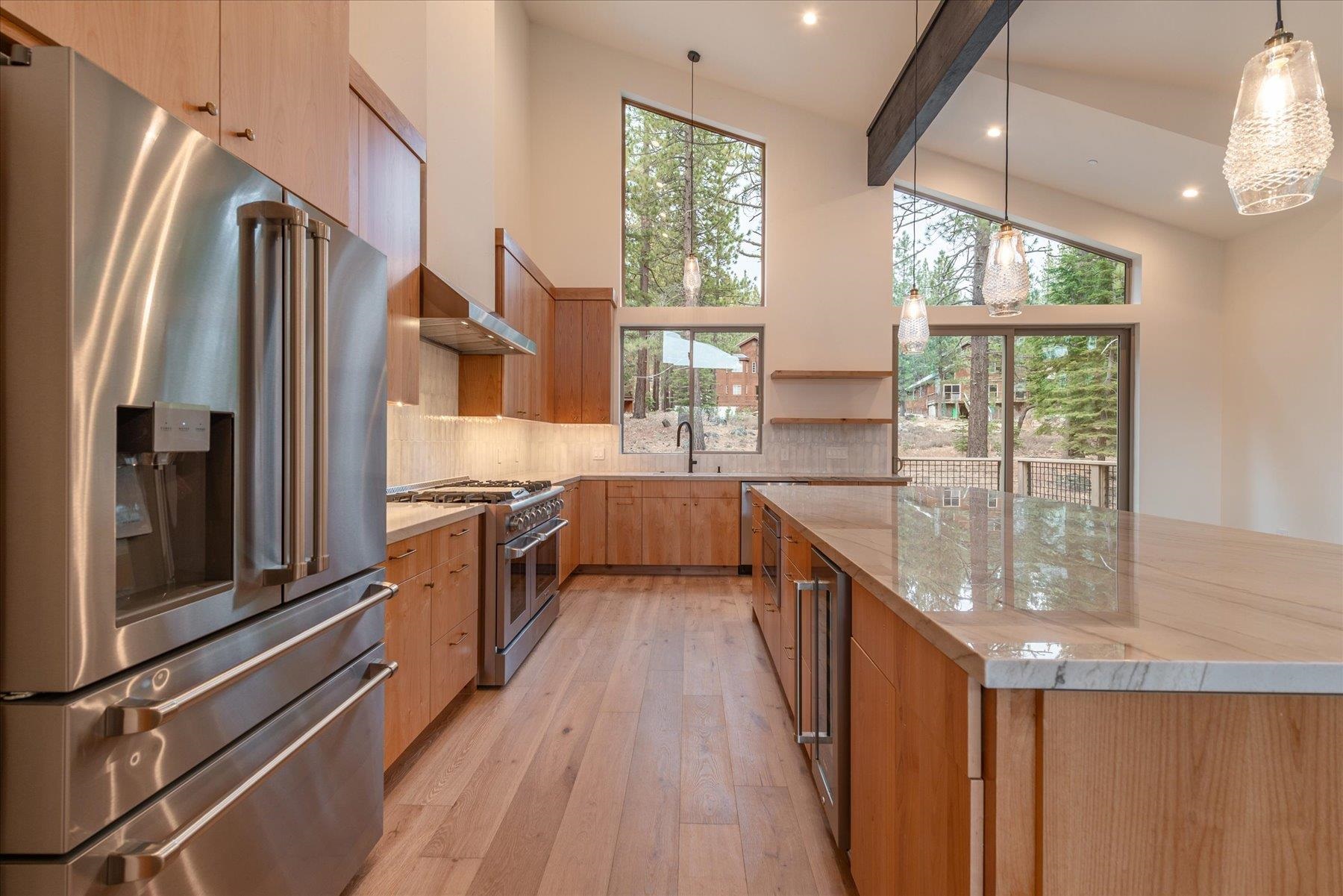 11697 Bennett Flat Road Truckee, CA 96161 - Photo 11 of 21 Gallery Image 11