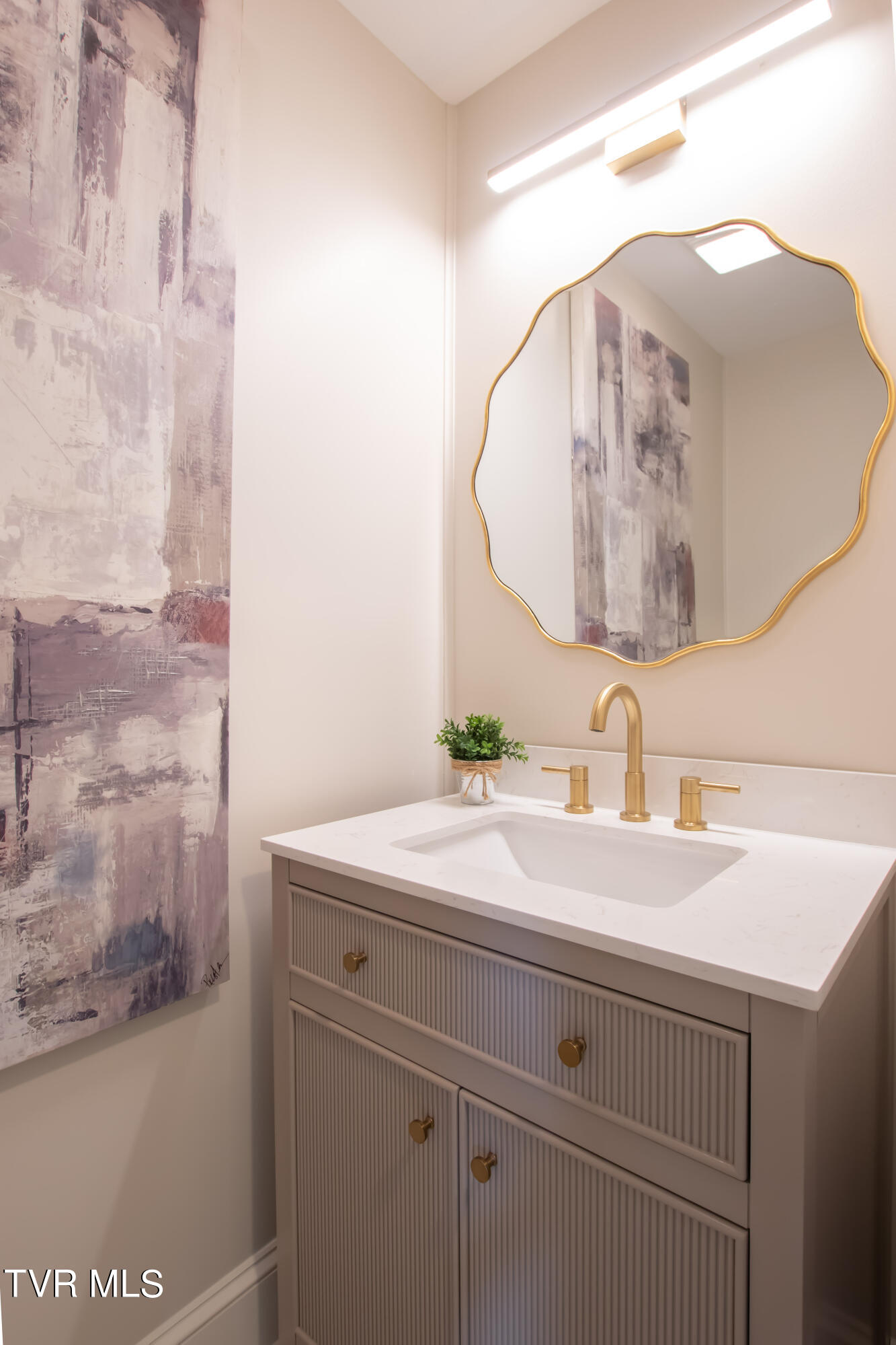 1313 Valley Drive Bristol, TN 37620 - Photo 20 of 41 Valley-35