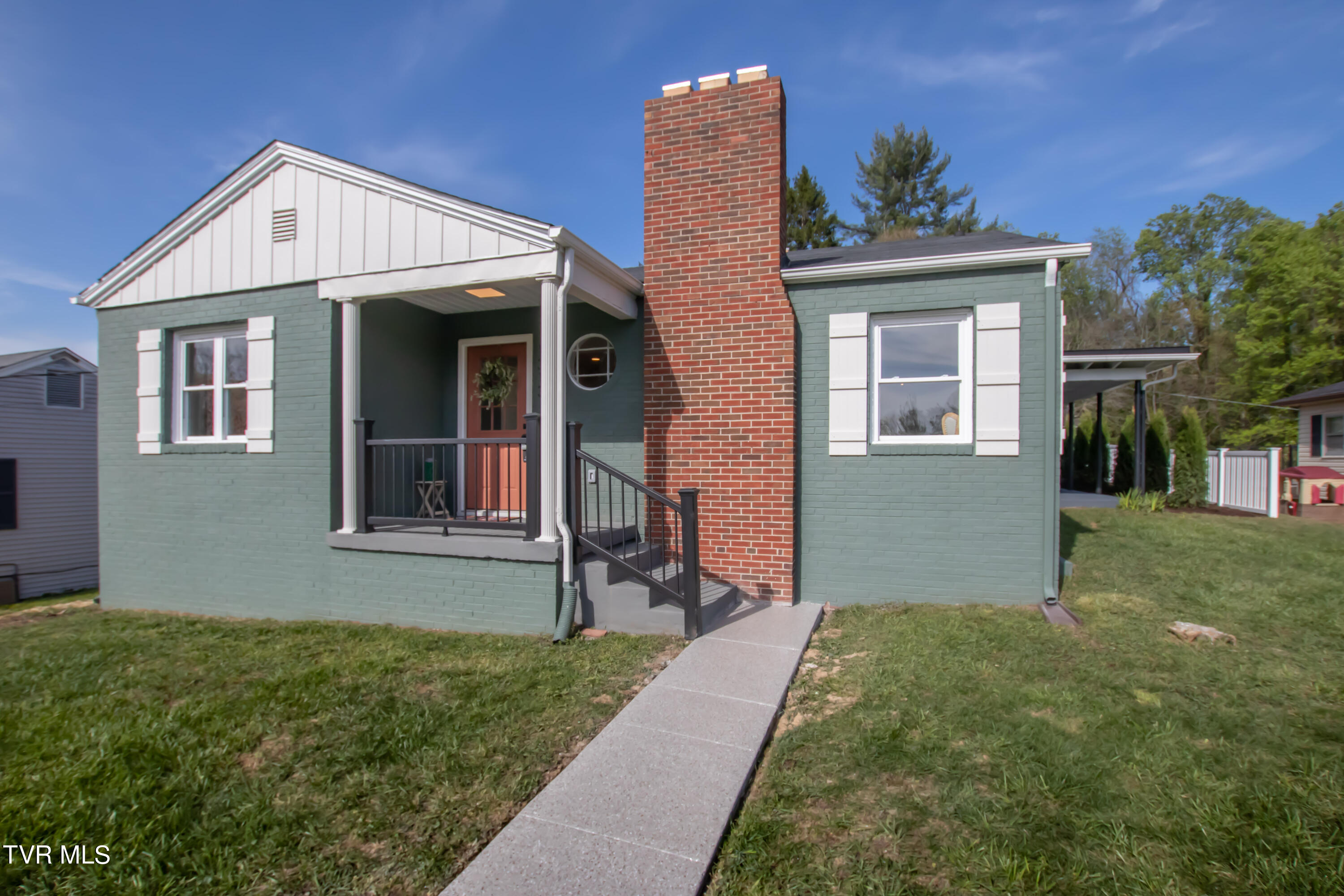 1313 Valley Drive Bristol, TN 37620 - Photo 36 of 41 Valley-4