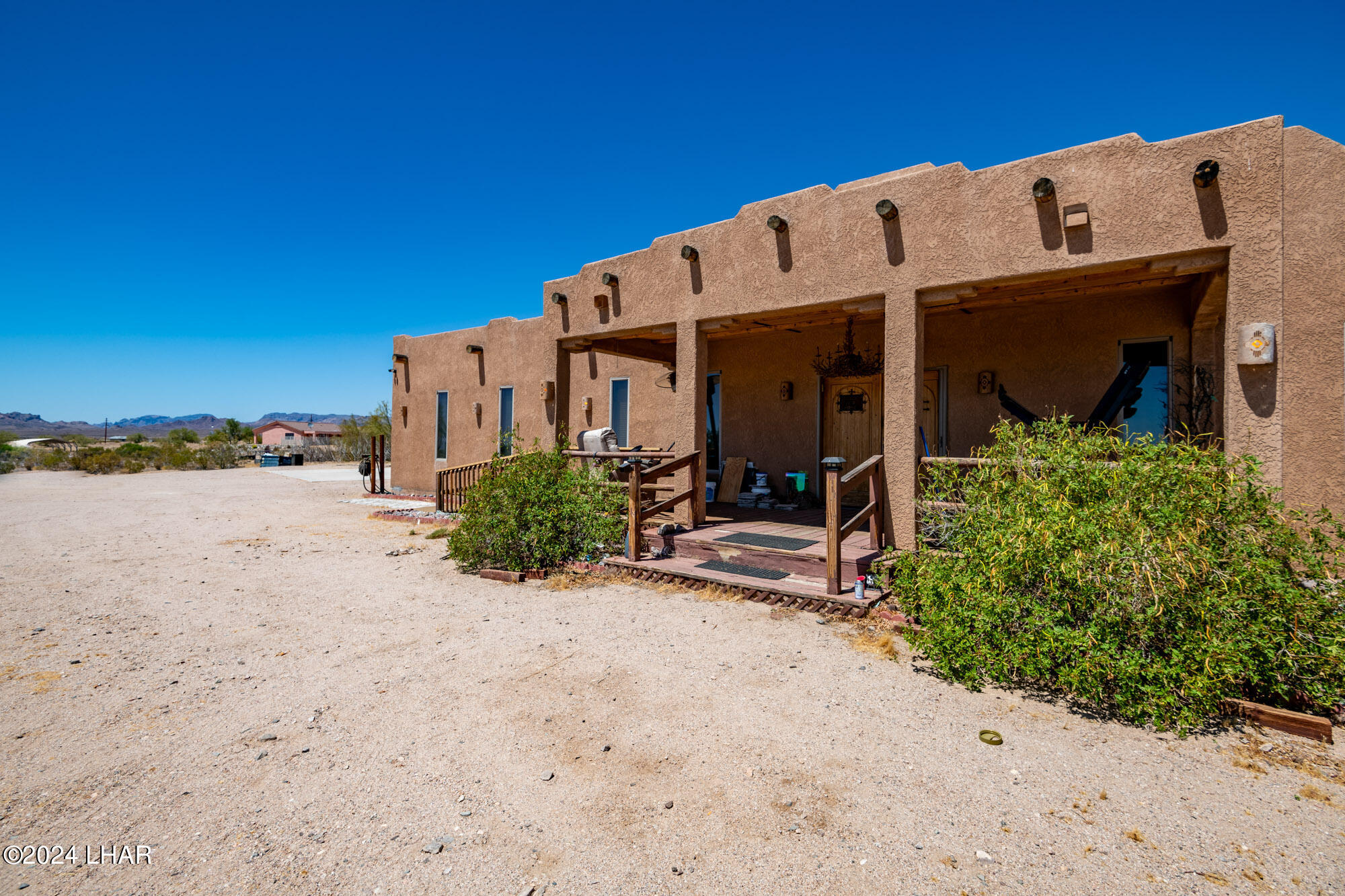 16902 Lawton Road Yucca, AZ 86438 - Photo 11 of 66 16902 Lawton Rd-30